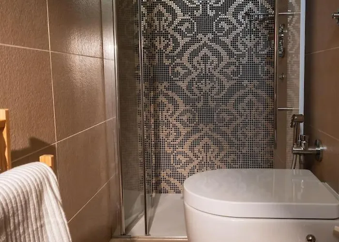 Merulana Penthouse: 5 Minutes Walk From Colosseum * רומא